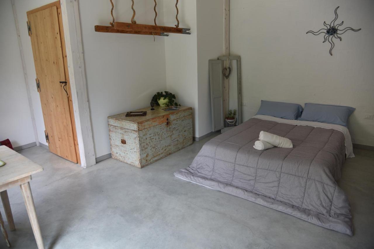 Capannone111 Bed & Breakfast Castiglione di Ravenna Ngoại thất bức ảnh
